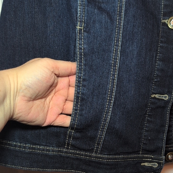 CJ Banks Denim Vest - Picture 4 of 5